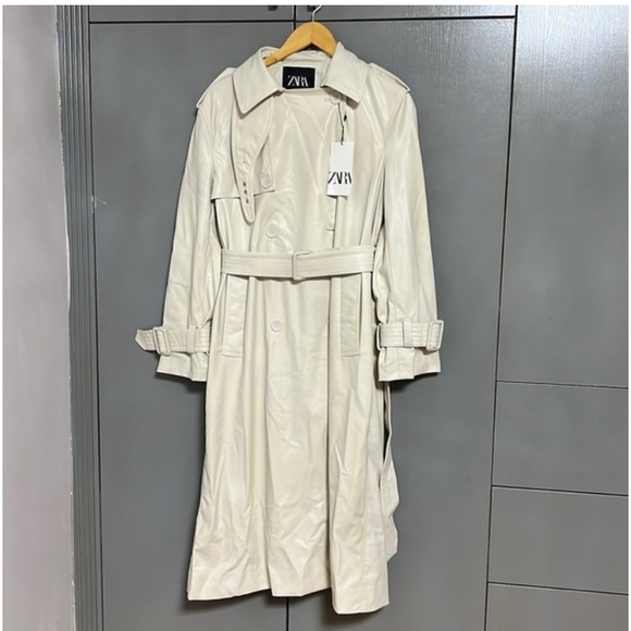 Zara jacket & coats /Faux leather - Picture 1 of 3